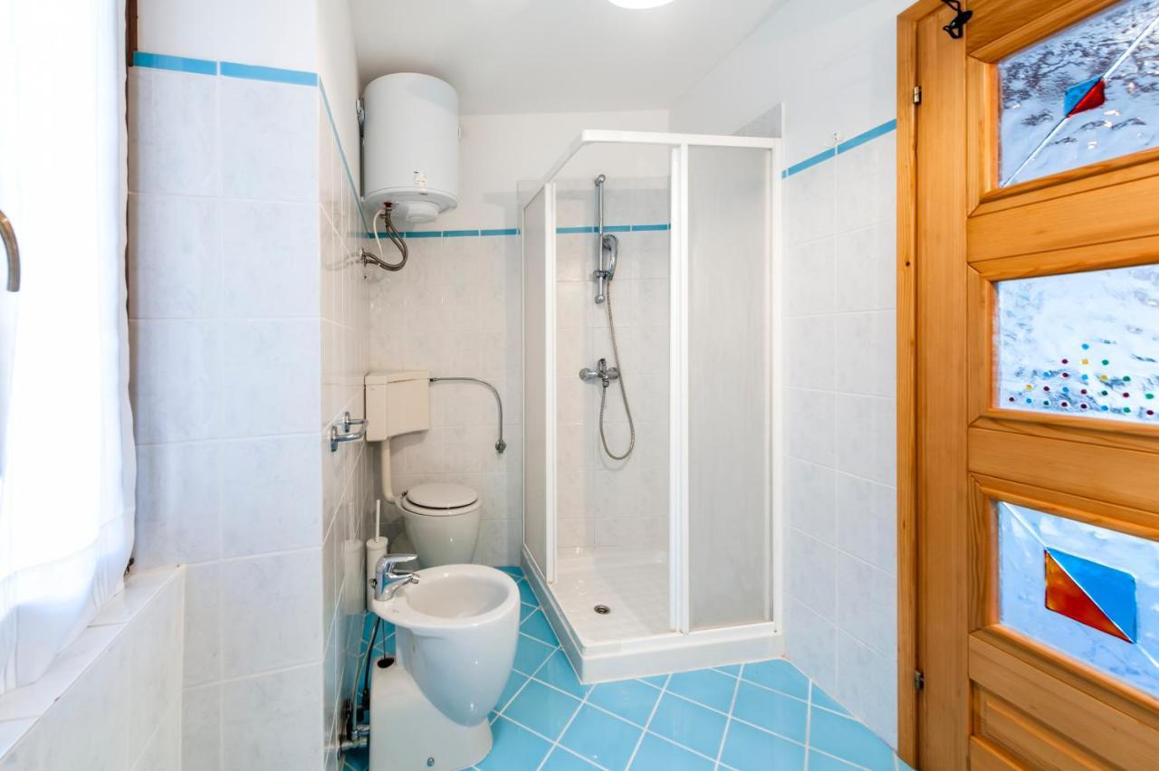 Revera Rooms 罗维尼 外观 照片